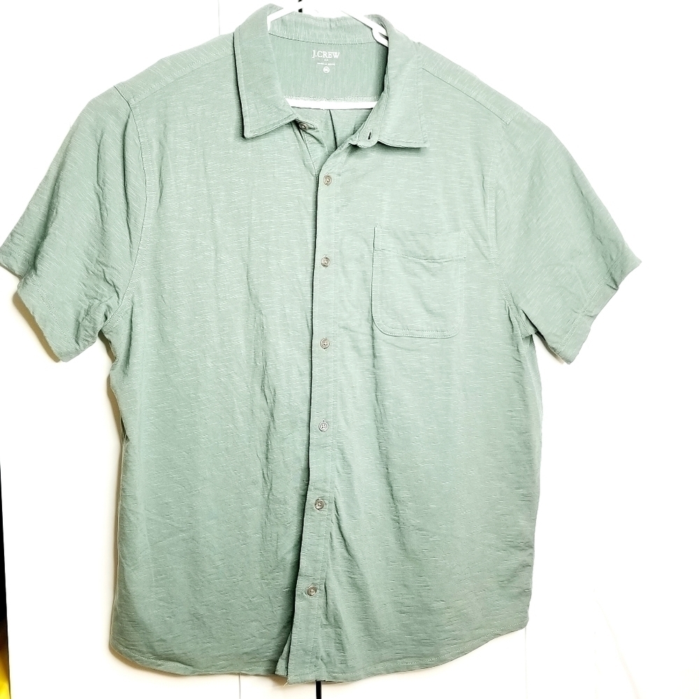 J.Crew Men's Garment-Dyed Slub Gray Cotton Shortsleeve Buttondown Shirt, Egypt